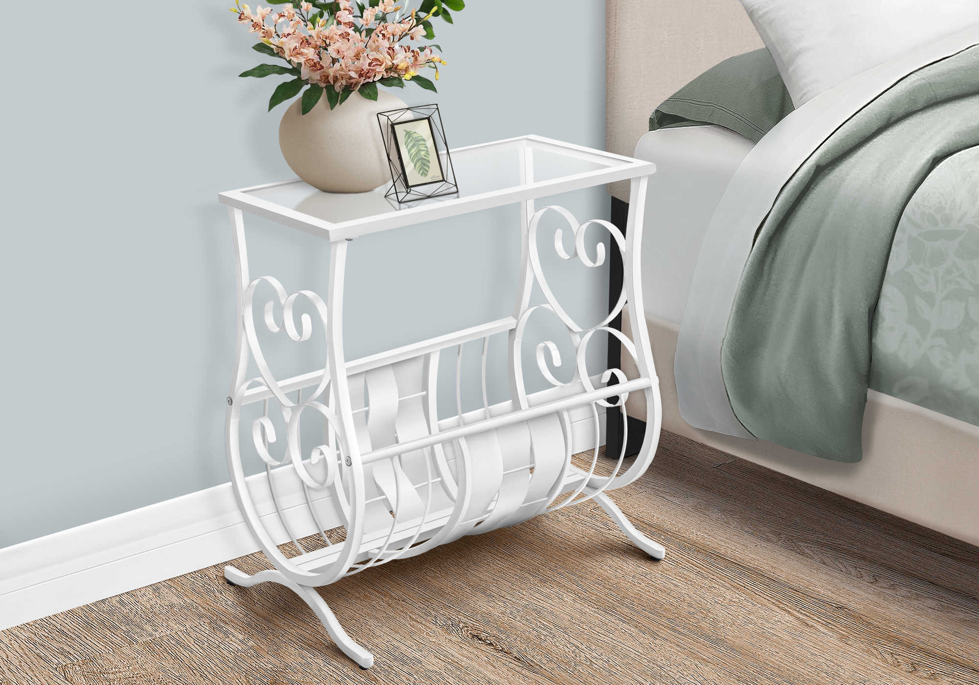 NIGHTSTAND - ANTIQUE WHITE METAL WITH TEMPERED GLASS